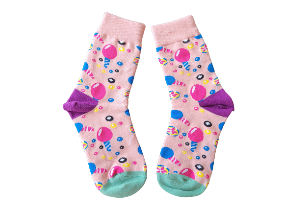 Fairy Floss kids socks – colourful cotton candy print for ages 6 to 9 laid flat