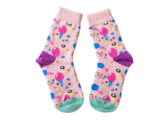 Fairy Floss kids socks – colourful cotton candy print for ages 6 to 9 laid flat